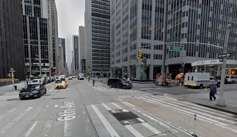 Firefighters Quell Basement Blaze at Manhattan Landmark, Midtown Filled With Smoke