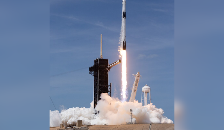 Florida Skywatchers Prepare for Spectacular SpaceX Launch and Potential "Space Jellyfish" Show Tonight at Cape Canaveral