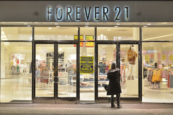 Forever 21 Closes All U.S. Stores Amidst Bankruptcy and Retail Upheaval
