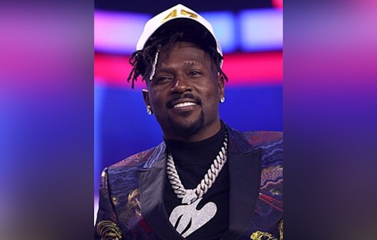 Former NFL Star Antonio Brown Involved in Miami Boxing Event Disturbance, No Arrests Made Despite Gunshot Reports