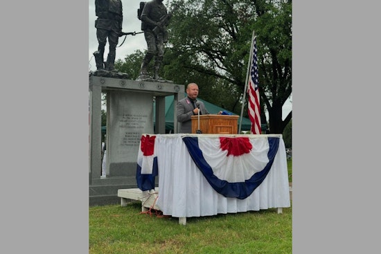 Fort Worth Community and NAS JRB Fort Worth Honor Fallen Heroes at Mount Olivet Cemetery Memorial Day Service