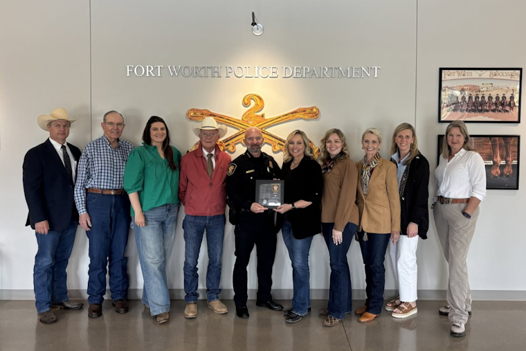 Fort Worth Police Department Receives $350,000 Donation for New Horse Walker Arena from Citizens Support Group