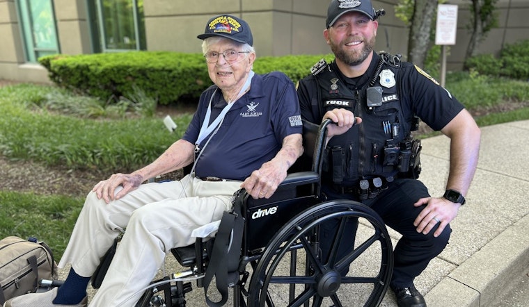Franklin Police Honor WWII Veterans with Special Escort to National WWII Museum