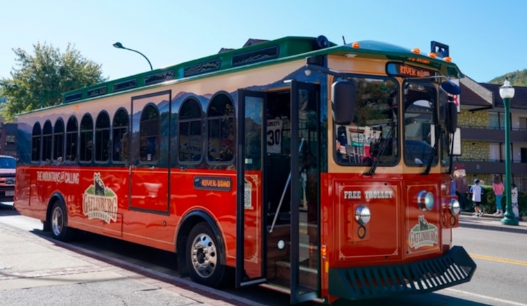 Gatlinburg Trolley Schedules Extended Hours for Summer Season Rush