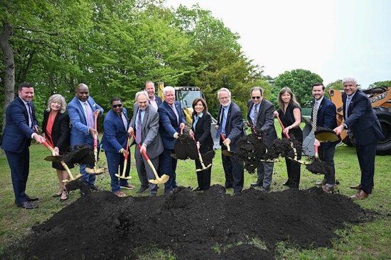 Gov. Hochul Inaugurates New Computer Sciences Center at Farmingdale State College, Boosting Long Island's Tech Education