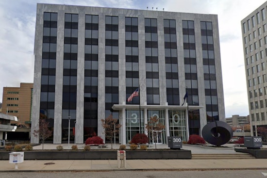 Grand Rapids Approves $735M Budget, Adds 22 Staff without Raising Parking Fines Amid Economic Concerns