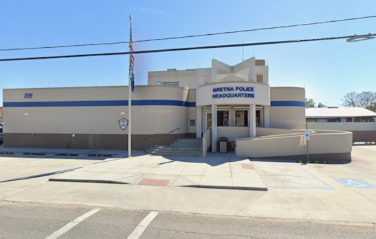Gretna Rallies in the Dark as Community and Police Respond to Citywide Power Outage