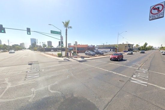 Gunman on the Loose After Robbing Phoenix Ice Cream Shop, Lix Uptown, at Gunpoint