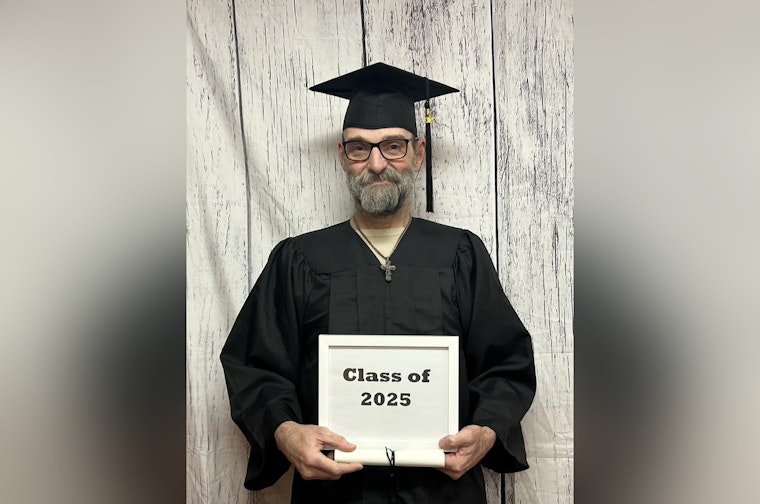 Hamilton County Jail Inmates Earn High School Equivalency Diplomas, Paving Way to Brighter Futures