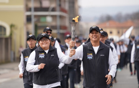 Hawai‘i's Own Officer Michael Abran Carries 'Flame of Hope' Across Italy for Special Olympics World Winter Games
