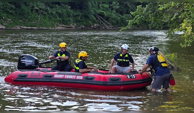 Heroic Bystanders Rescue Three Men Swept Away in Duck River Near Chickasaw Park