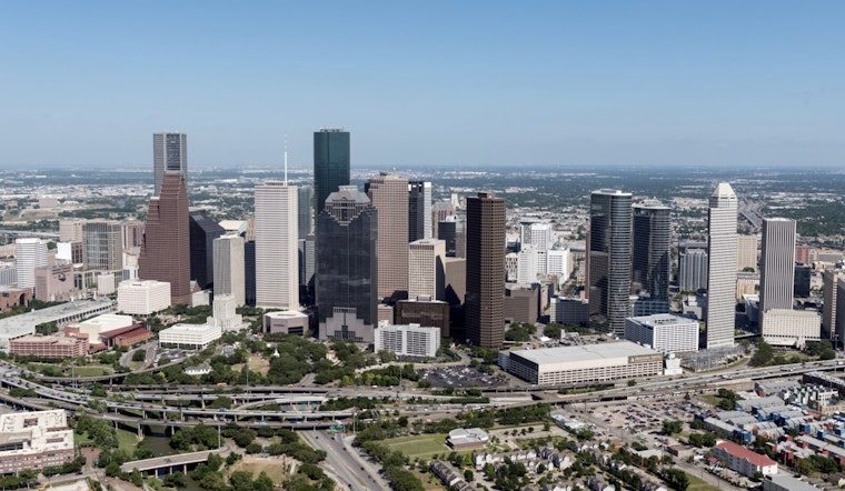 Houston Braces for Brief Relief from Heat with Chance of Showers During Memorial Day Weekend