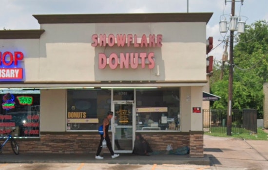 Houston Donut Shop Owner Fatally Shoots Suspected Robber on Winkler Drive