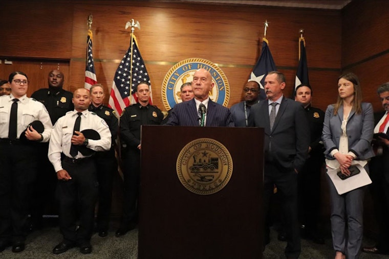 Houston Police Eye Significant Pay Raise in Proposed 5-Year Contract Amid Budget Concerns