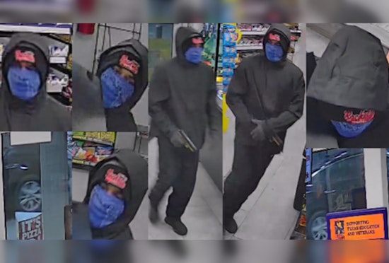 Houston Police Intensify Hunt for Armed Suspect in Bold Convenience Store Robbery on Quitman Street