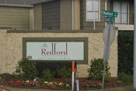 Houston Police Investigate Fatal Shooting at Redford Street Apartment Complex