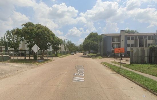 Houston Police Investigate Fatal Shooting of Woman at West Bartell Drive, Seek Public's Help for Leads
