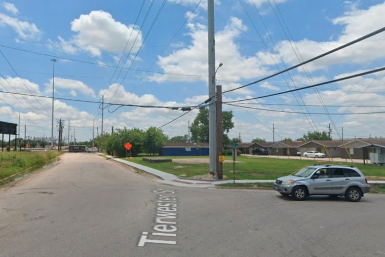 Houston Police Officer Involved in Shooting of Suspect Following High-Speed Chase in Southside Area
