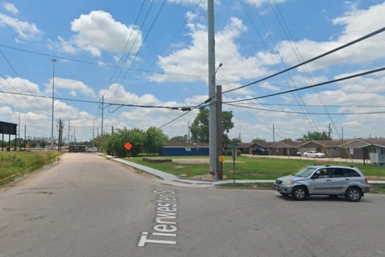 Houston Police Officer Involved in Shooting of Suspect Following High-Speed Chase in Southside Area