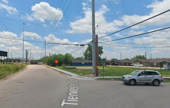 Houston Police Officer Involved in Shooting of Suspect Following High-Speed Chase in Southside Area