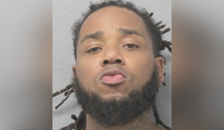 Houston Police Seek Help to Apprehend Suspect Accused of Aggravated Robbery and Carjacking in SE Houston