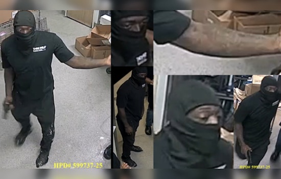 Houston Police Seek Public Help to Apprehend Armed Robber of W. Bellfort Fast-Food Restaurant