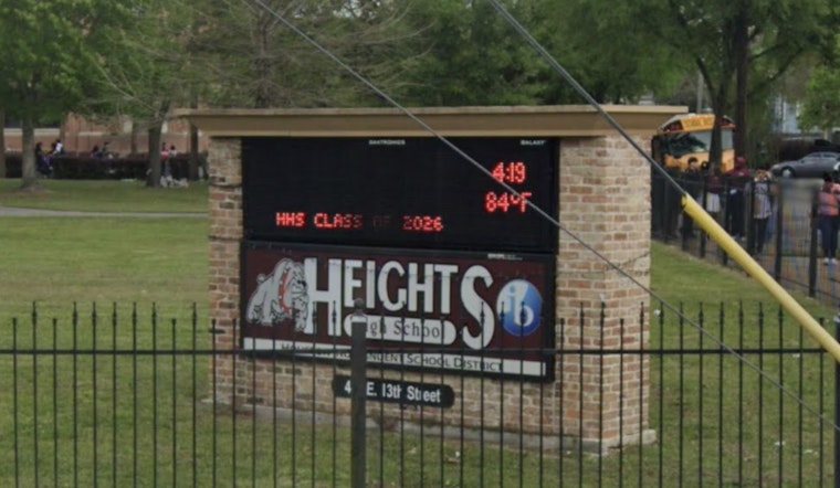 Houston's Heights High School Faces AC Failure as Temperatures Rise, HISD Works to Cool Classrooms
