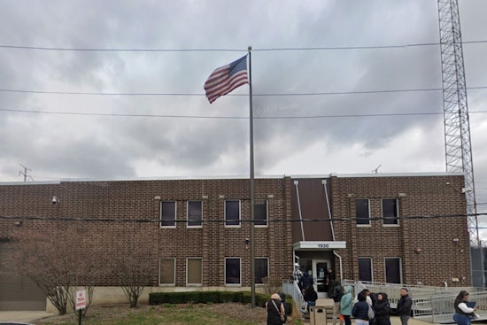 ICE Agents Arrest Immigrants at Dallas Courthouse as Part of Deportation Crackdown Strategy