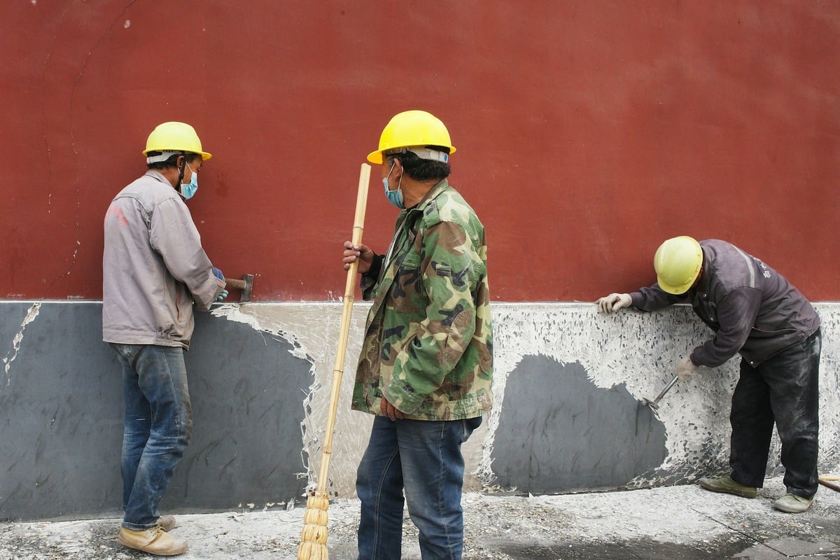 hoodline.com - Damon R. Sheffield - Illinois Department of Labor Reclaims Over $483K in Unpaid Wages for Construction Workers from Beecher Contractor