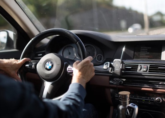 Illinois Senate Approves Bill Easing Driving Test Requirements for Seniors