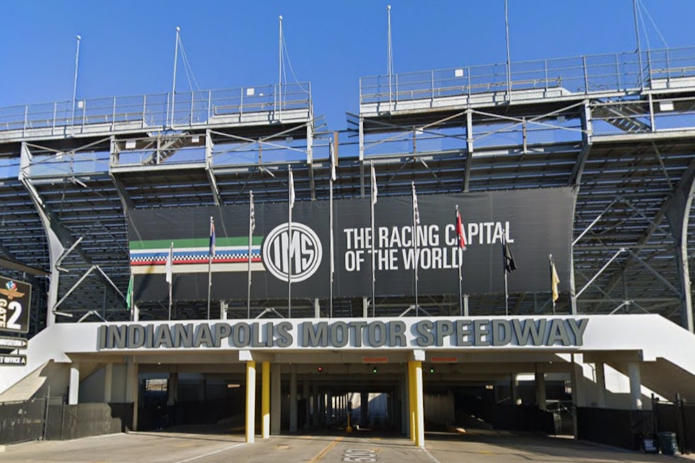 Indianapolis 500 Speeds to a Sellout with Record Crowd of 350,000 Fans Anticipated