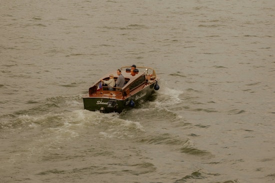 Indianapolis Fire Department Rescues Boaters from Potential Peril on White River in Broad Ripple