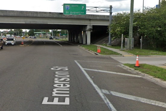 Jacksonville Motorcyclist Dies in Early Morning Crash on I-95