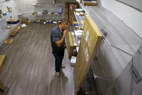Jacksonville Sheriff Seeks Public's Help to Nab 'Package Pirate' Suspected of Theft in Avondale
