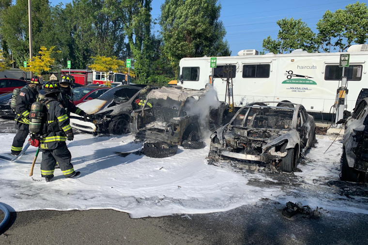 Jeep EV Fire in Mountain View Inflames Nearby Cars, Causing $275K in Damages