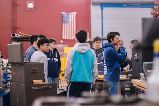 Ohio State Study: Peer Comparison May Undermine Confidence in STEM Students' Abilities