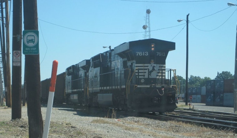 Johnson City Drivers Alerted: University Parkway Rail Crossing Closure to Disrupt Traffic Next Week
