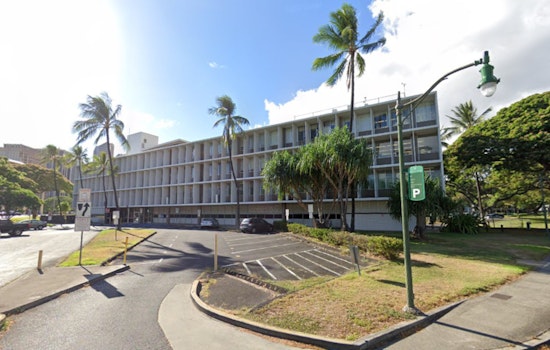 Kailua-Kona's Jade Palace Two Shut Down by Health Authorities Amid Cockroach Infestation and Multiple Violations