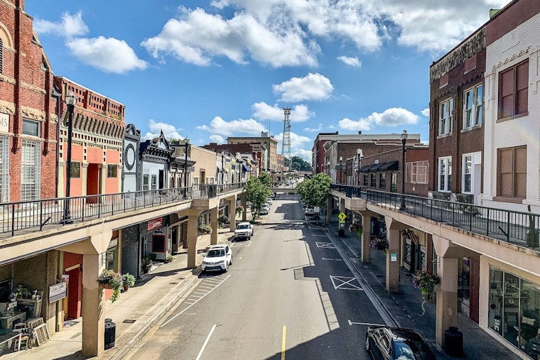 Knoxville Braces for Rain: Unsettled Weather Expected Through Memorial Day Weekend