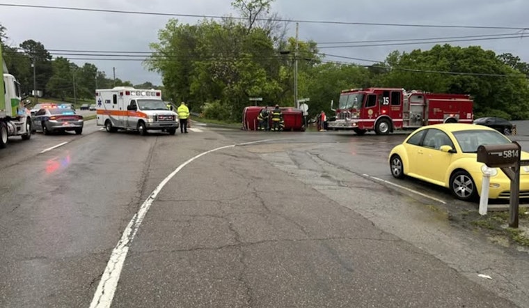 Knoxville Commuters Face Detours as Broadway-Jacksboro Pike Crash Leads to Lane Closures