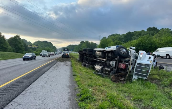 Knoxville Commuters Face Traffic Woes as Tractor-Trailer Overturns on I-40 Near Holston River Bridge