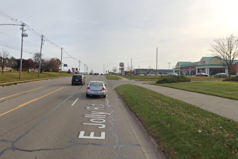 Lansing Police Investigate Intentional Hit-and-Run on E. Jolly Road, Victim Known to Suspect