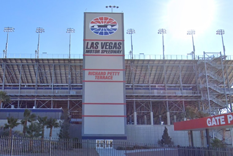 Las Vegas Faces Post-EDC Traffic Snarls as 185,000 Attendees Disperse from Festival Grounds