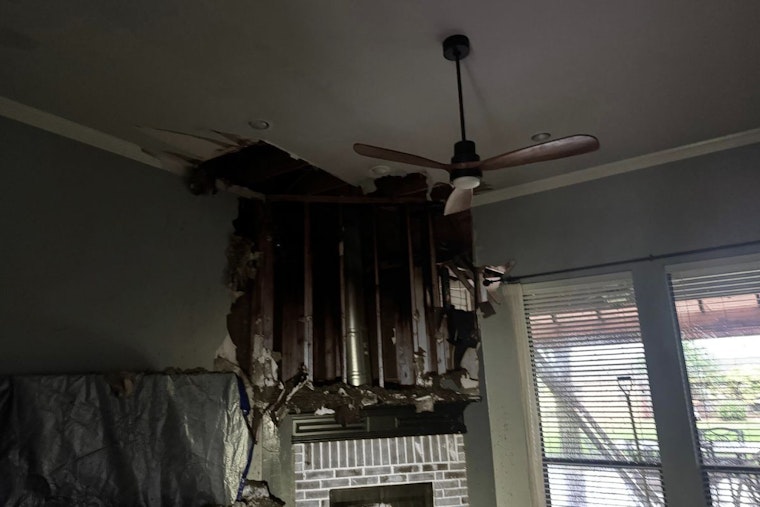 Lightning Strike Ignites Fires in Tarrant County Homes, Swift Action by Emergency Crews Prevents Catastrophe
