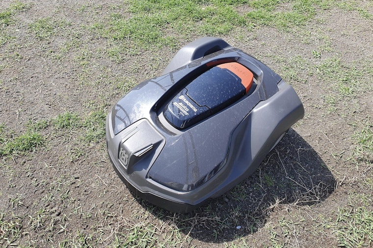 Long Island Lawns Go Quiet with Serenity's Electric Robotic Mowers as Residents Embrace Noiseless Landscaping Solutions