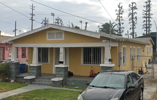Los Angeles Firefighters Extinguish South Park Home Blaze, Cause Under Investigation