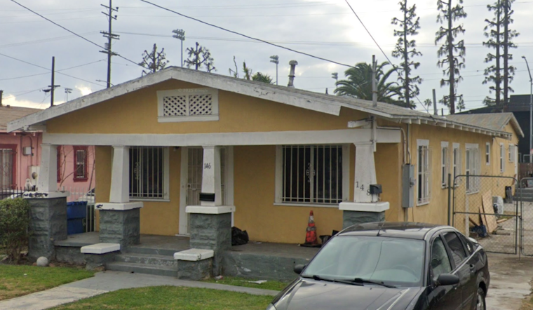Los Angeles Firefighters Extinguish South Park Home Blaze, Cause Under Investigation
