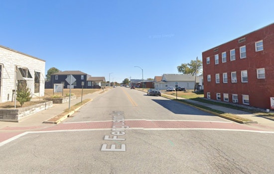 Man Dies After Wood River Shooting as Suspect Is Taken Into Custody and Illinois Police Investigate