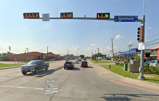 Man Fatally Shot by Houston Police After Allegedly Threatening Officers with Bat and Concrete in Spring Branch