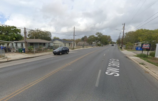 Man Hospitalized After Multiple Stab Wounds on San Antonio’s West Side, SAPD Seeks Clues in Ongoing Investigation